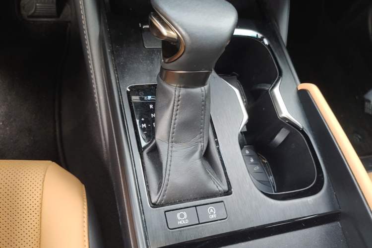 Used Lexus ES 2022 200 Excellence Edition Gear Lever