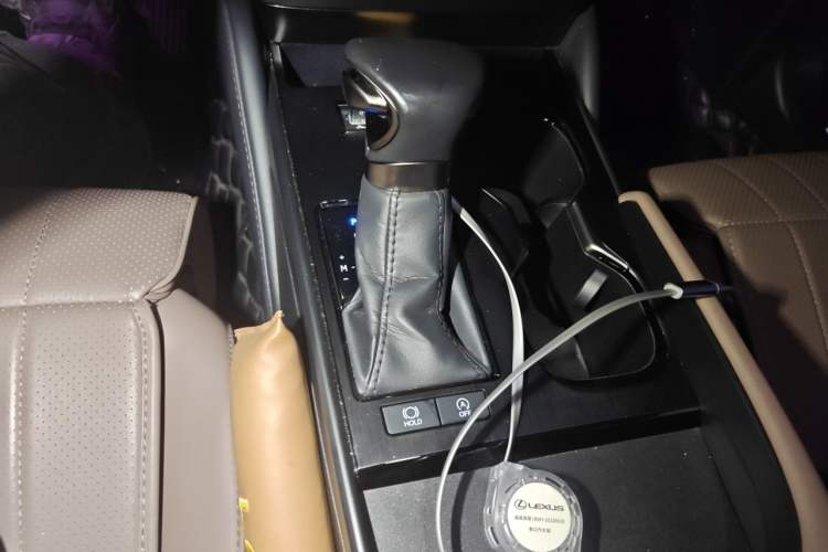 Used Lexus ES 2022 200 Excellence Edition Gear Lever