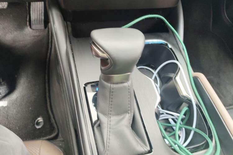 Used Lexus ES 2022 200 Excellence Edition Gear Lever