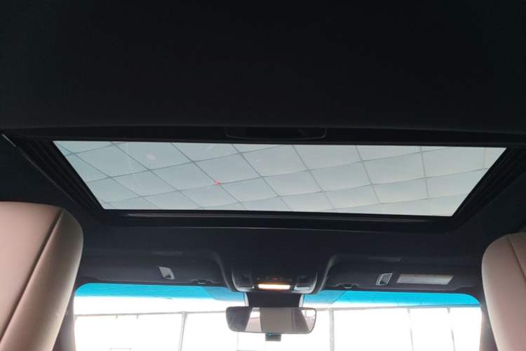Used Lexus ES 2022 200 Excellence Edition Headliner