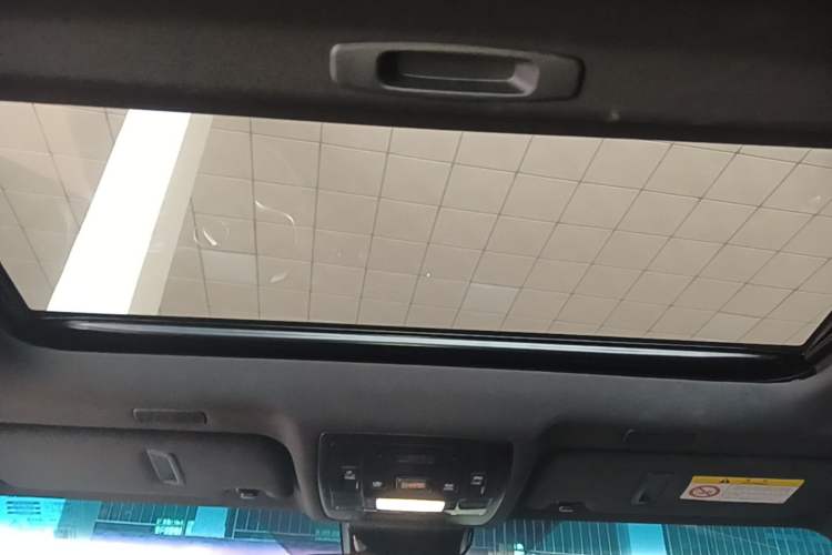 Used Lexus ES 2022 200 Luxury Edition Headliner