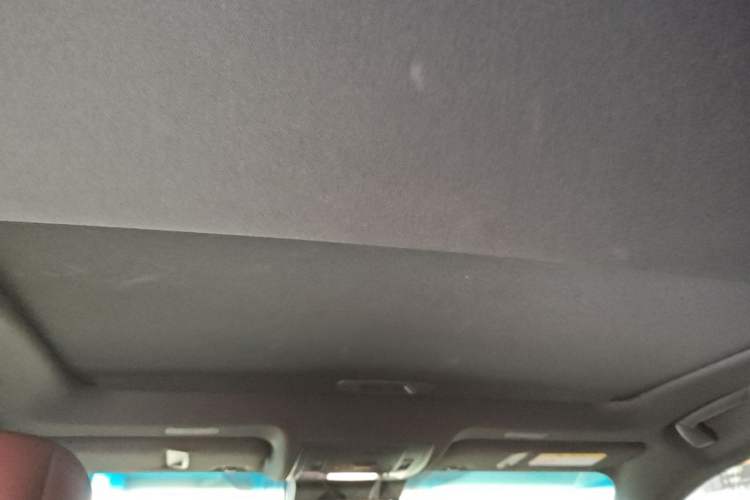 Used Lexus ES 2022 300h Silver Glow Limited Edition Headliner