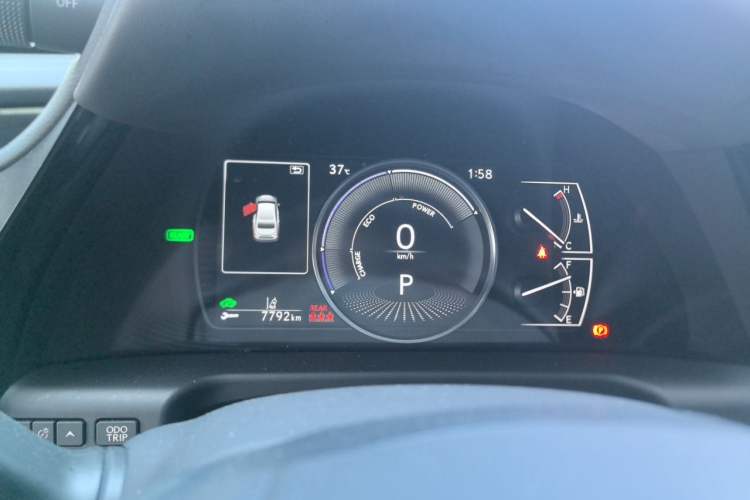Used Lexus ES 2022 300h Excellence Edition Instrument Cluster