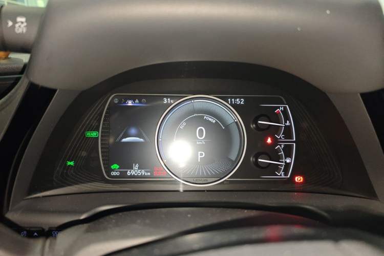 Used Lexus ES 2022 300h Excellence Edition Instrument Cluster