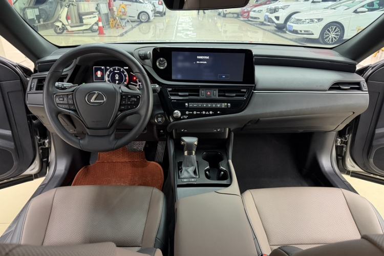 Used Lexus ES 2022 200 Excellence Edition Interior 1
