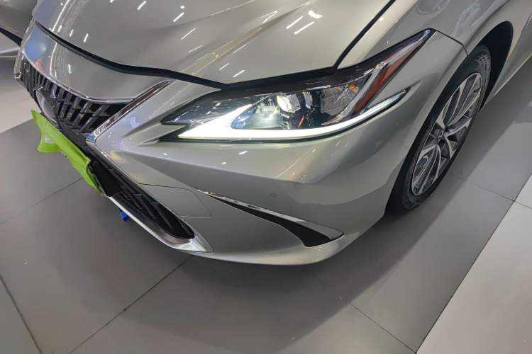 Used Lexus ES 2022 200 Excellence Edition Left Front Headlight