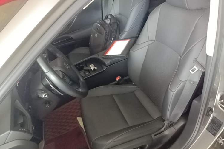 Used Lexus ES 2022 200 Excellence Edition Left Front Seat