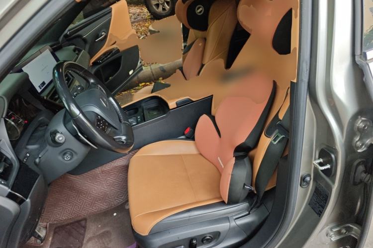 Used Lexus ES 2022 300h Excellence Edition Left Front Seat