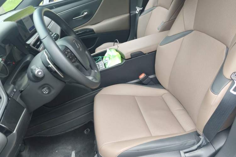 Used Lexus ES 2022 200 Excellence Edition Left Front Seat