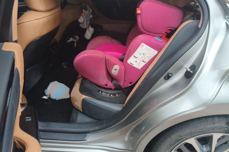 Used Lexus ES 2022 200 Excellence Edition Left Rear Seat