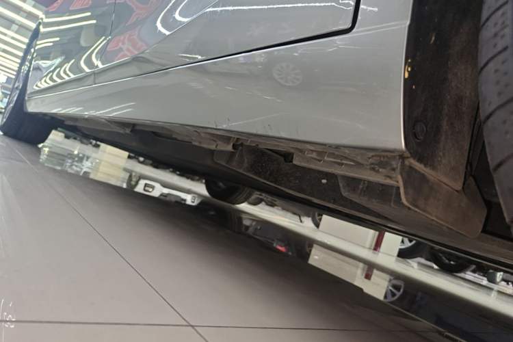 Used Lexus ES 2022 200 Excellence Edition Left Side Sill