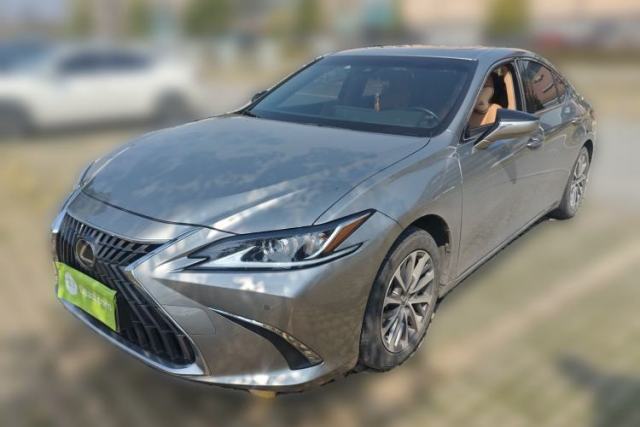 Used Lexus ES 2022 300h Excellence Edition