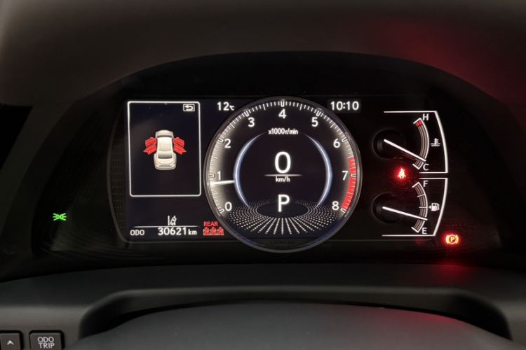 Used Lexus ES 2022 200 Excellence Edition Odometer Close Up