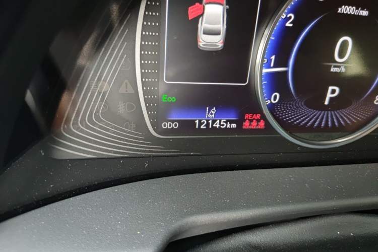 Used Lexus ES 2022 200 Excellence Edition Odometer Close Up