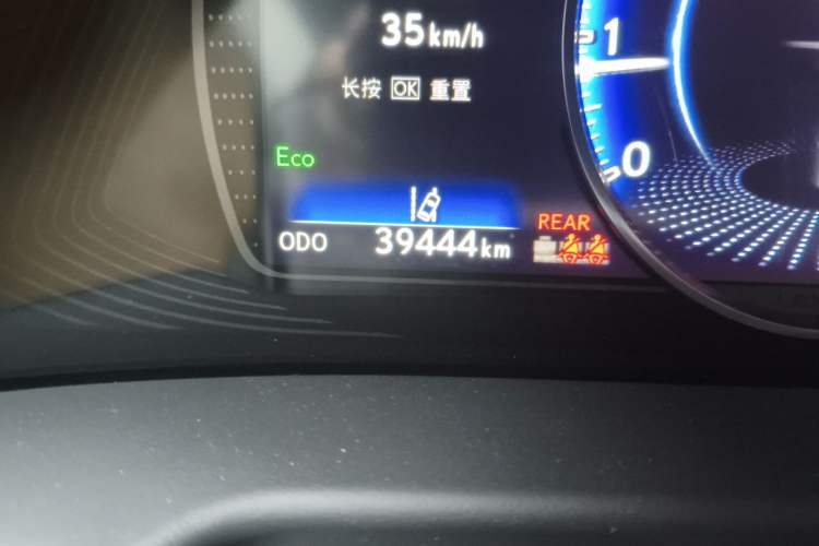 Used Lexus ES 2022 200 Excellence Edition Odometer Close Up