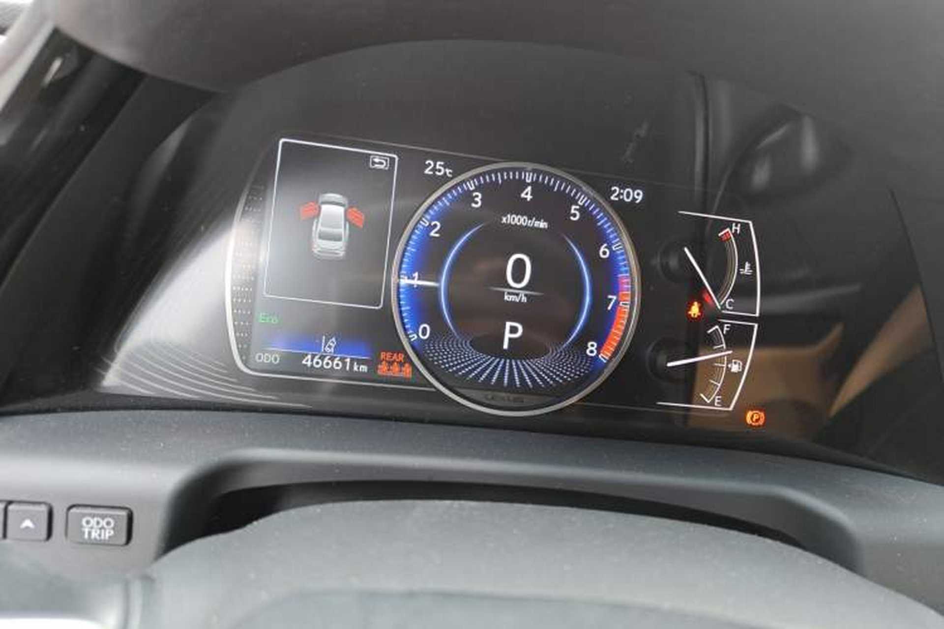 Used Lexus ES 2022 200 Excellence Edition Odometer Close Up