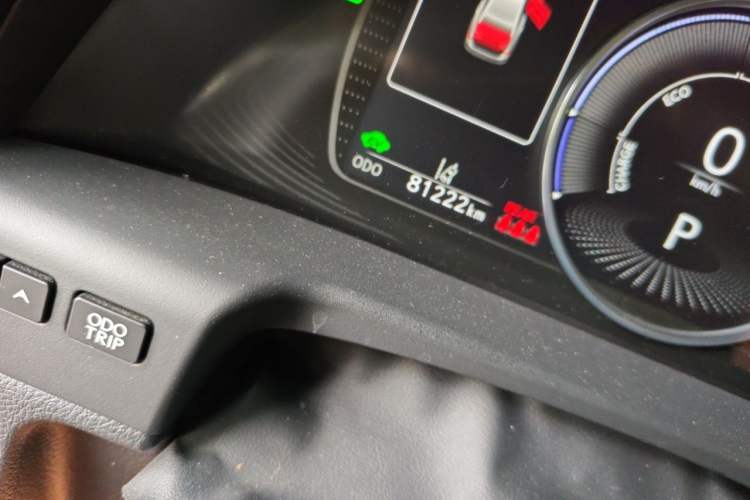 Used Lexus ES 2022 300h Excellence Edition Odometer Close Up