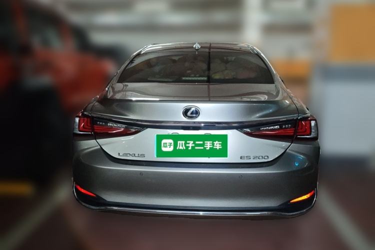 Used Lexus ES 2022 200 Excellence Edition Rear