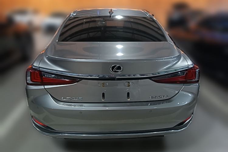 Used Lexus ES 2022 200 Excellence Edition Rear