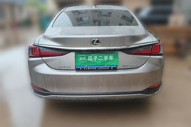 Used Lexus ES 2022 200 Excellence Edition Rear