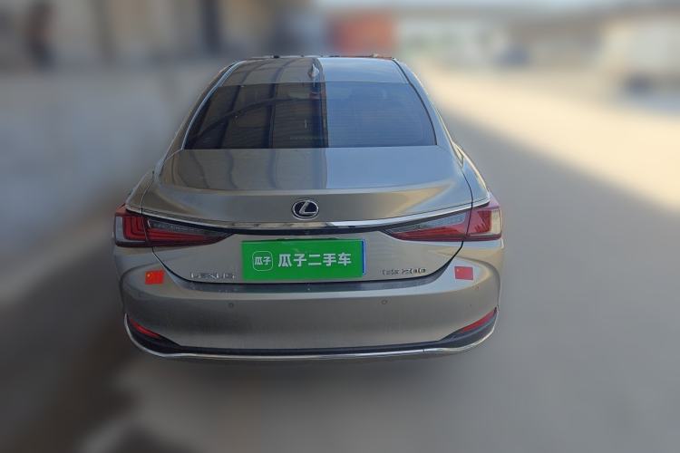 Used Lexus ES 2022 200 Excellence Edition Rear