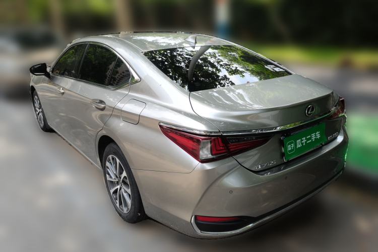 Used Lexus ES 2022 200 Excellence Edition Rear Left 45 Deg
