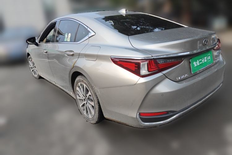 Used Lexus ES 2022 200 Excellence Edition Rear Left 45 Deg