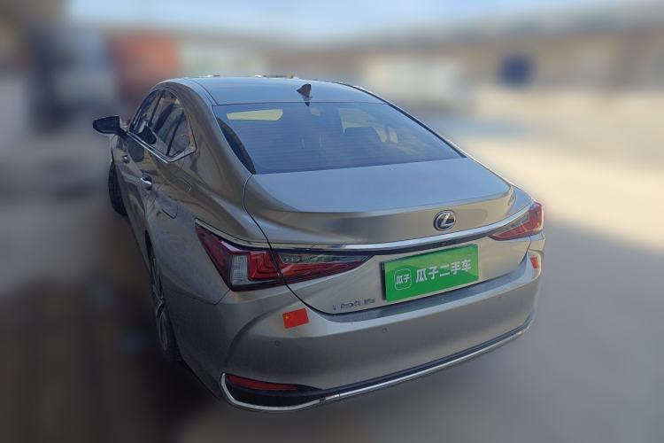 Used Lexus ES 2022 200 Excellence Edition Rear Left 45 Deg
