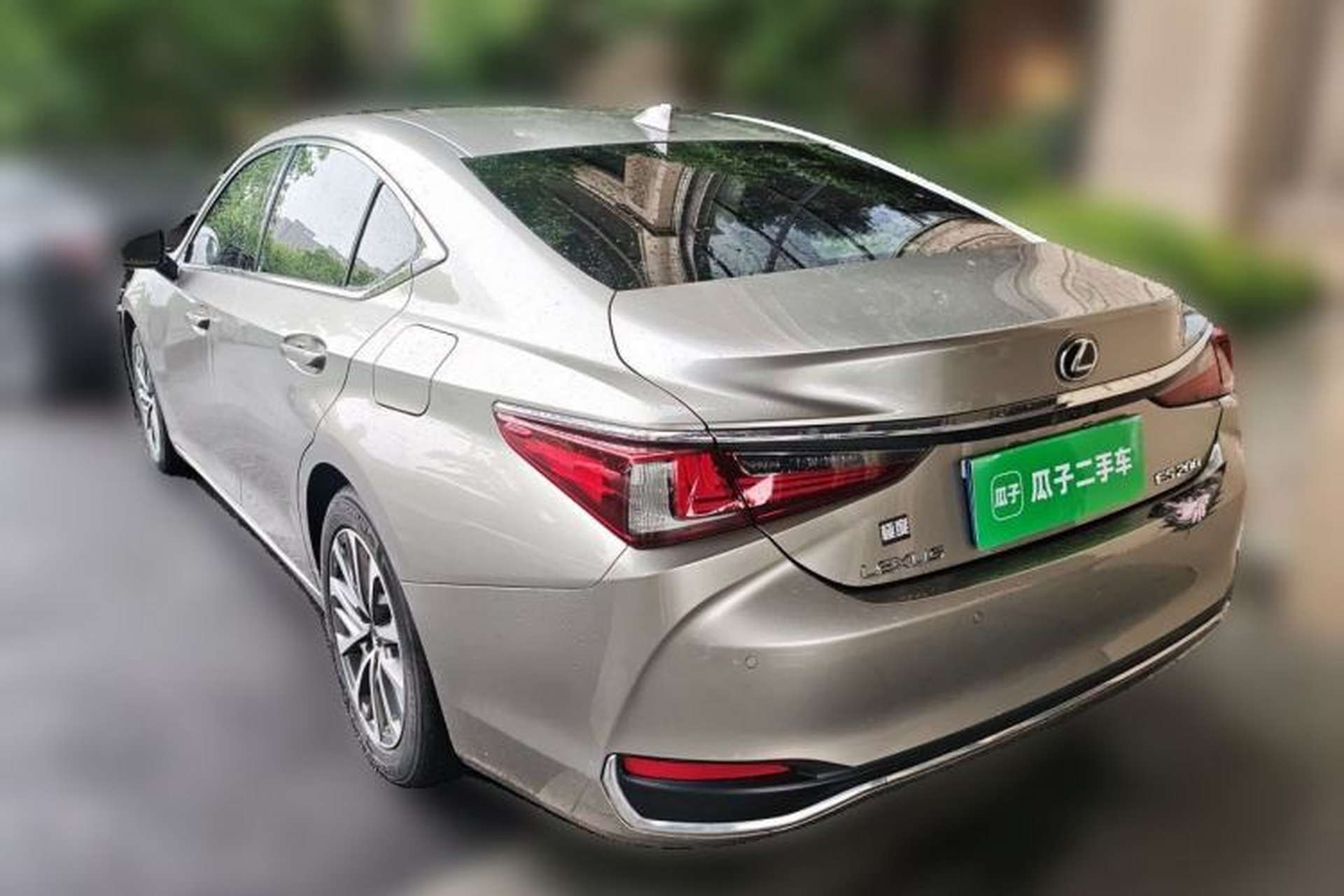 Used Lexus ES 2022 200 Excellence Edition Rear Left 45 Deg