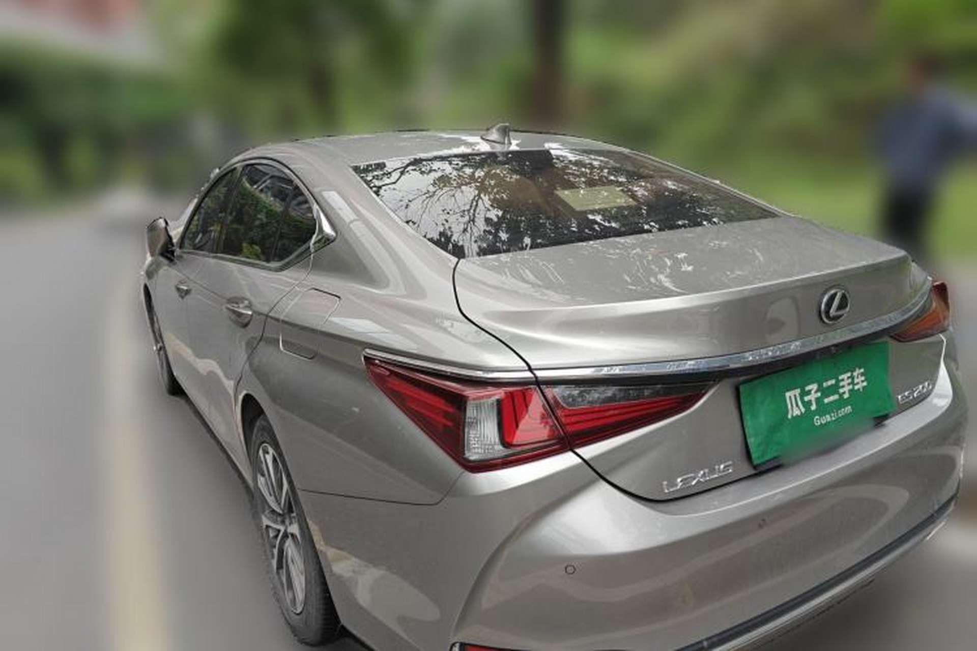 Used Lexus ES 2022 200 Excellence Edition Rear Left 45 Deg