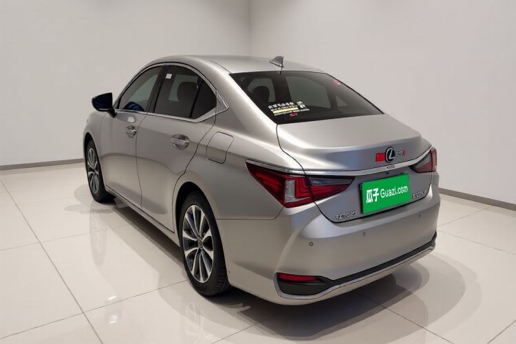 Used Lexus ES 2022 200 Excellence Edition Rear Left 45 Deg