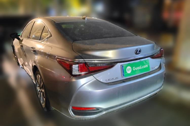 Used Lexus ES 2022 200 Excellence Edition Rear Left 45 Deg