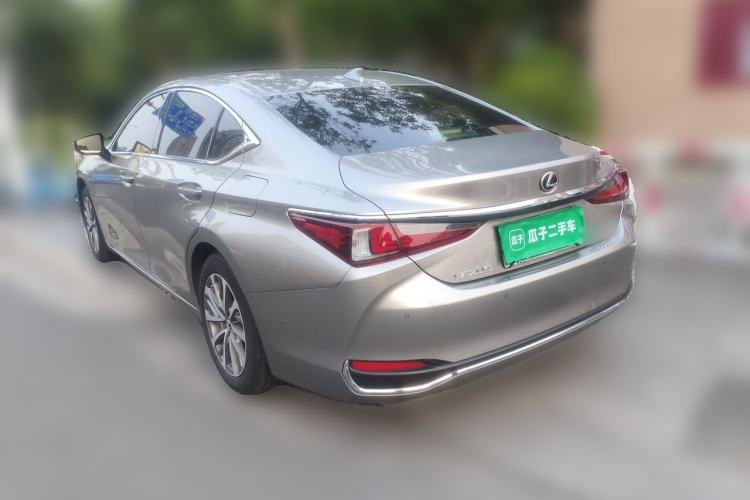 Used Lexus ES 2022 200 Luxury Edition Rear Left 45 Deg