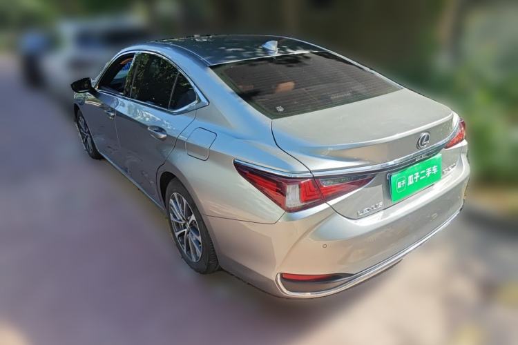 Used Lexus ES 2022 200 Excellence Edition Rear Left 45 Deg
