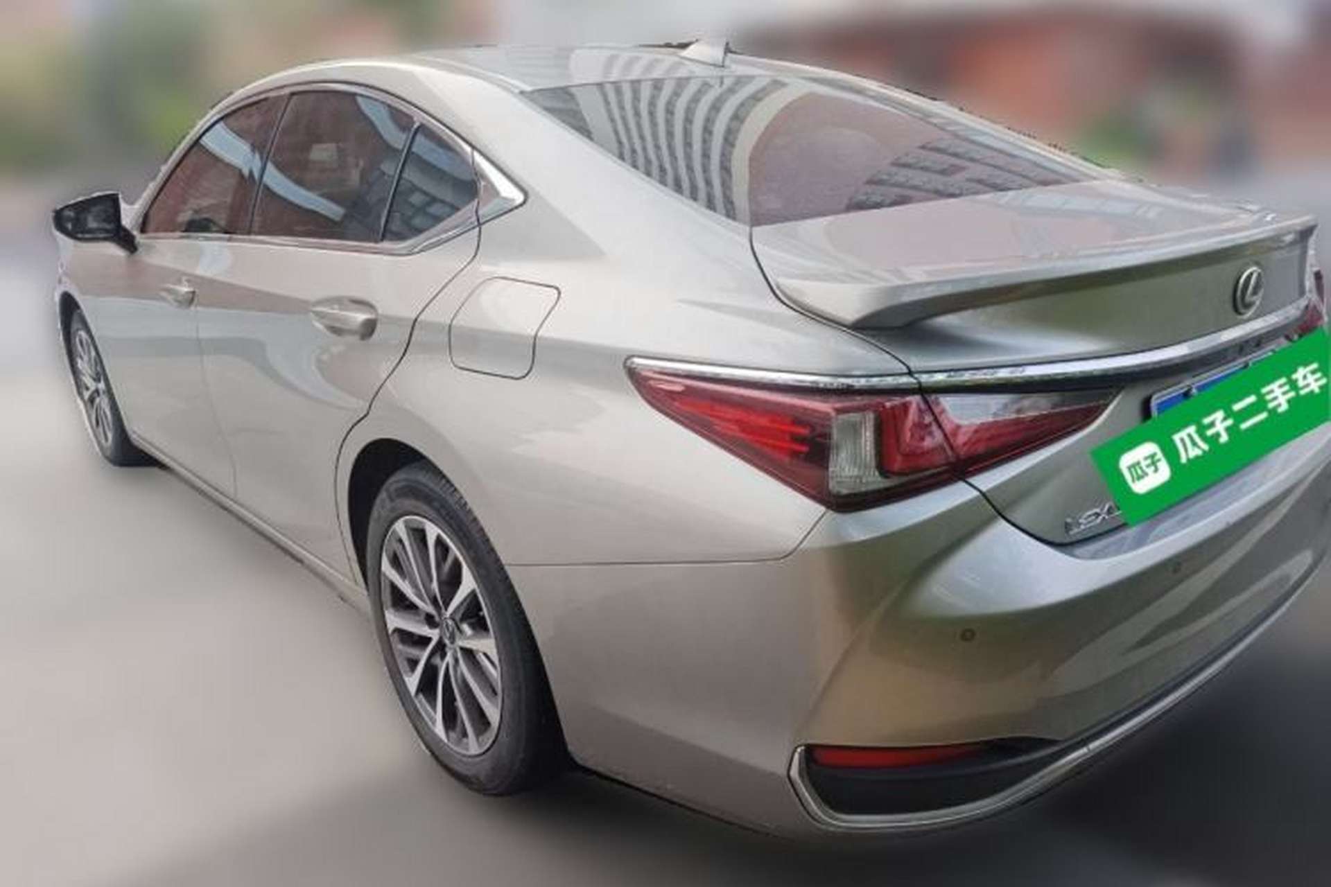 Used Lexus ES 2022 300h Excellence Edition Rear Left 45 Deg