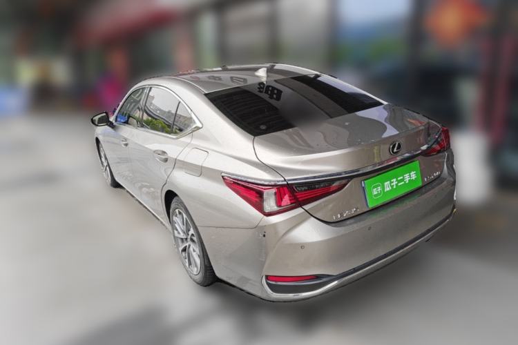Used Lexus ES 2022 200 Excellence Edition Rear Left 45 Deg