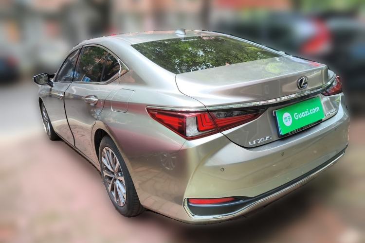 Used Lexus ES 2022 200 Excellence Edition Rear Left 45 Deg
