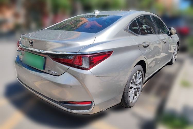 Used Lexus ES 2022 200 Excellence Edition Rear Right 45 Deg