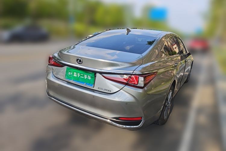Used Lexus ES 2022 200 Excellence Edition Rear Right 45 Deg