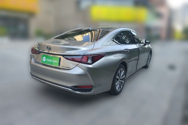 Used Lexus ES 2022 200 Excellence Edition Rear Right 45 Deg