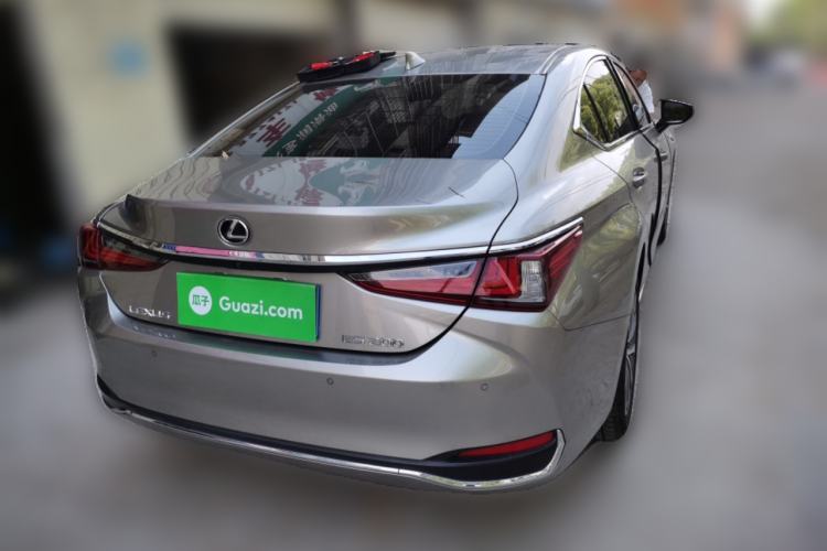 Used Lexus ES 2022 200 Excellence Edition Rear Right 45 Deg
