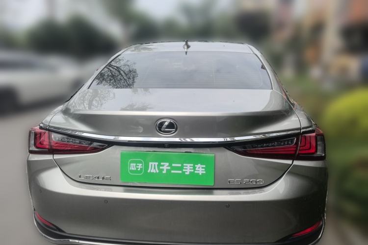 Used Lexus ES 2022 200 Excellence Edition Rear