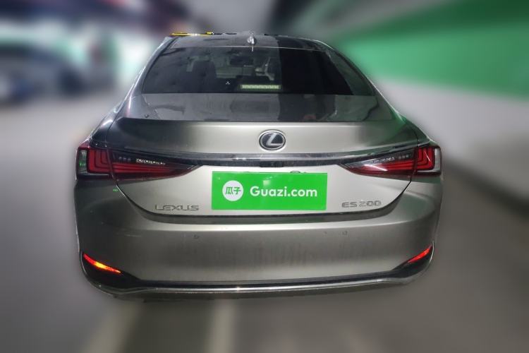 Used Lexus ES 2022 200 Excellence Edition Rear