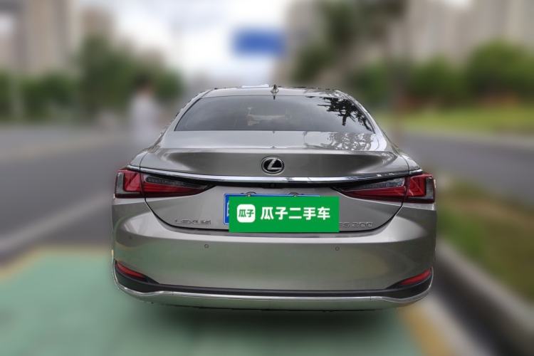 Used Lexus ES 2022 200 Excellence Edition Rear