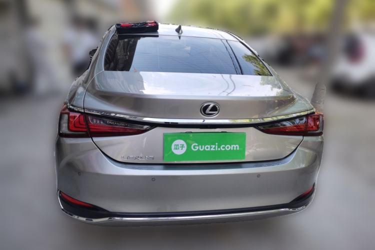 Used Lexus ES 2022 200 Excellence Edition Rear