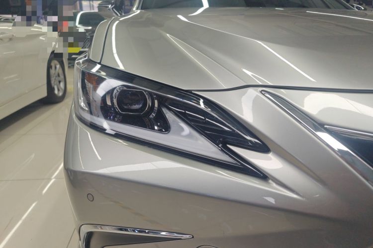 Used Lexus ES 2022 200 Excellence Edition Right Front Headlight