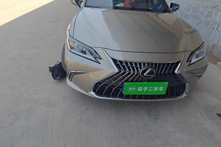 Used Lexus ES 2022 200 Excellence Edition Right Front Headlight