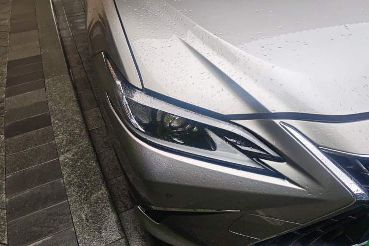 Used Lexus ES 2022 200 Excellence Edition Right Front Headlight