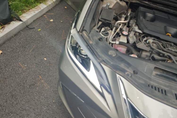 Used Lexus ES 2022 300h Excellence Edition Right Front Headlight