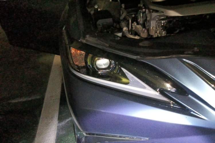 Used Lexus ES 2022 200 Excellence Edition Right Front Headlight